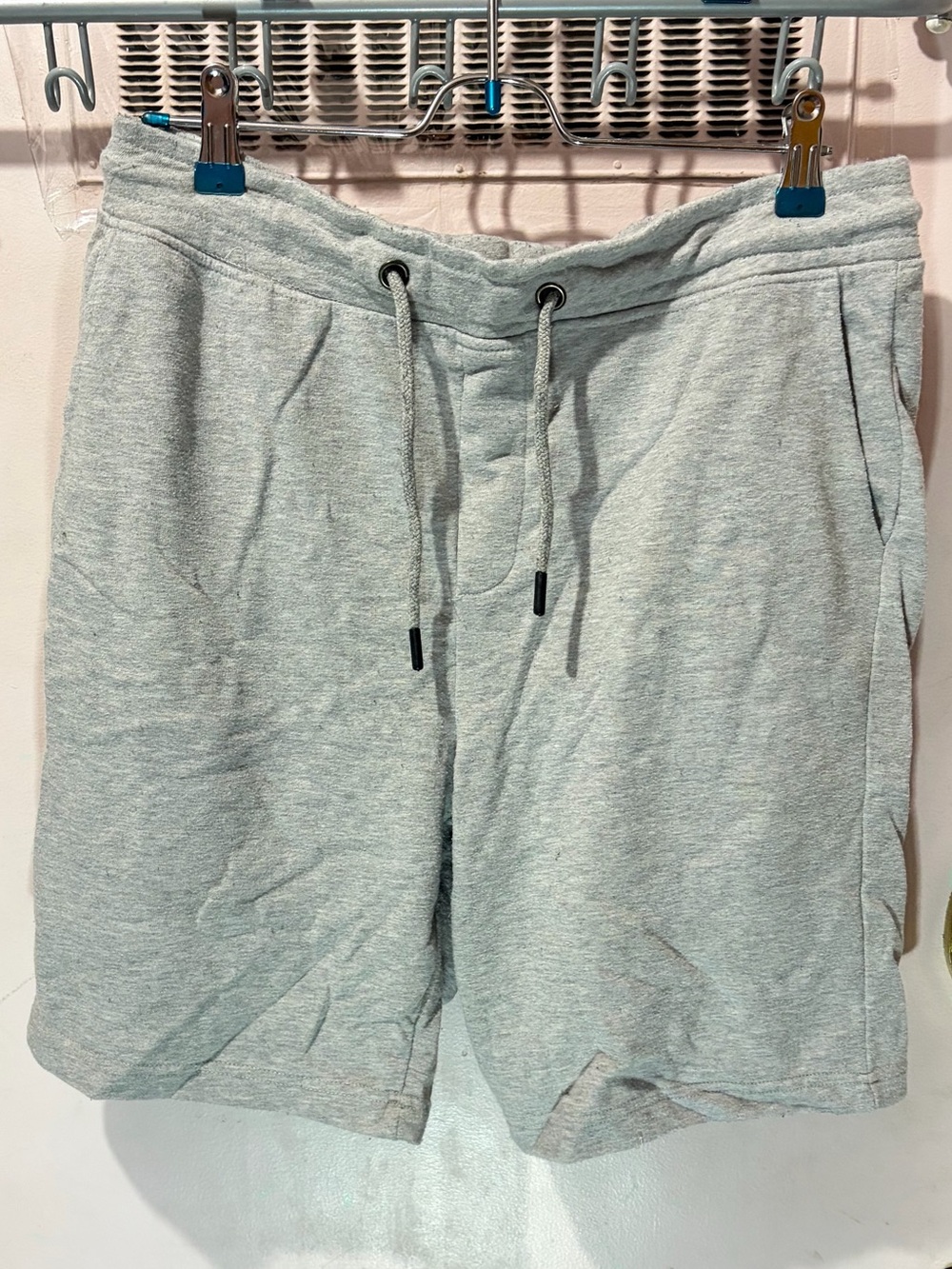 Men's Gray Athletic Drawstring Shorts - Comfortable Performance